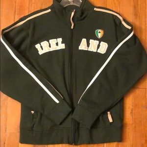 “Ireland” zip sweatshirt. Size 12/14.